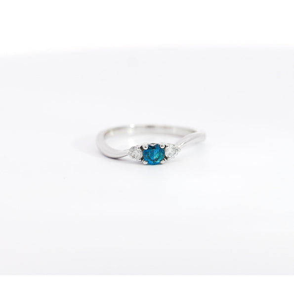 1/3 CTW Natural Blue and White Diamond Curved Mini Three Stone Ring in 14K White Gold