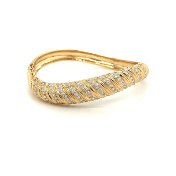 Bracelet jonc courbé en or 18K avec diamants taille ronde – Assay Jewelers