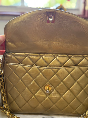 1990s Chanel Bijoux Tassel Camera Bag – Assay Jewelers