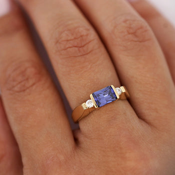 1.50 Carat Radiant Cut Tanzanite & Diamond Accents 14K Yellow Gold Bar Set Ring – Assay Jewelers