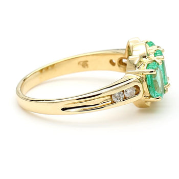1.80 Carat Oval Emerald 3 Stone Ring in 14K Gold – Assay Jewelers