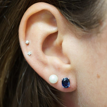 2.15 Carat Oval Cut Natural Sapphire 14K Gold Hypoallergenic Stud Earrings – Assay Jewelers