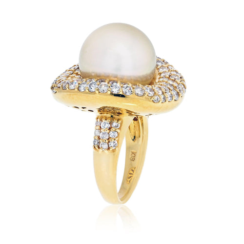 3 Carat South Sea Freshwater Pearl and Diamond 18K Yellow Gold Cocktail Ring