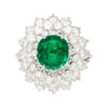 3,19 Karat Ovalschliff Smaragd mit geringer Ölbehandlung & Diamant-Cluster Platin Vintage Ring