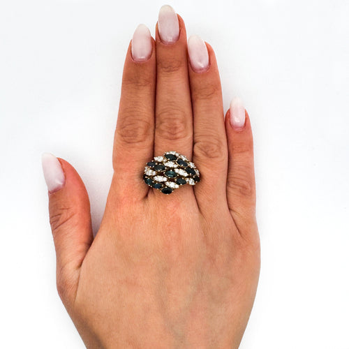 3.50 CT Blue Sapphire and 1.0 CTW Diamond Cluster Ring in 18K Gold