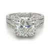 4,44 Karat F/VVS2 Cushion Schliff Lab Grown Diamant in 3-Reihen Split Shank Diamant Halo Ring