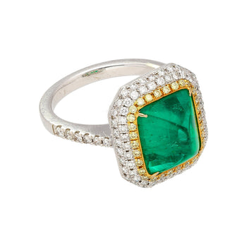4,49 carats Émeraude colombienne taille cabochon sugarloaf et halo de diamants, Bague en or blanc 18k – Assay Jewelers