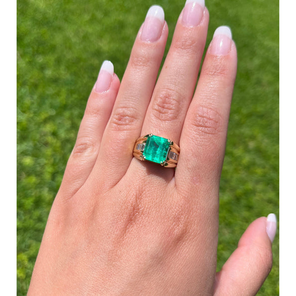 4.60 Carat Natural Colombian Emerald & Diamond 14K Gold Unisex Ring