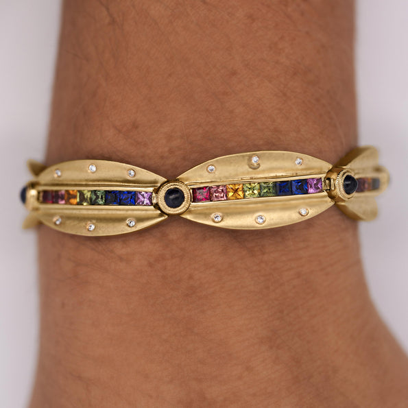 6.25 Carat Rainbow Sapphire & Diamond 18K Gold Matte Link Bracelet
