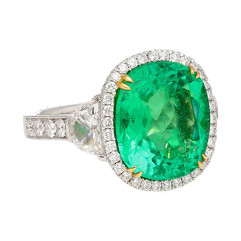 Bague en émeraude colombienne taille Coussin de 7,36 carats, certifiée AGL, sans huile, avec diamants taille demi-lune – Assay Jewelers