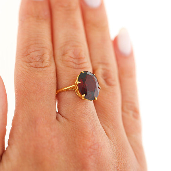 GIA 8.89 Carat Oval Pyrope Almandine Garnet Six Prong 18K Yellow Gold Solitaire