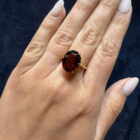 GIA 8.89 Carat Oval Pyrope Almandine Garnet Six Prong 18K Yellow Gold Solitaire