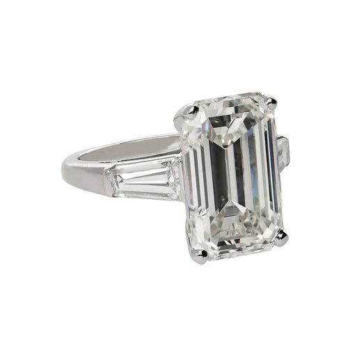 VS1 Diamond Platinum Three Stone Ring