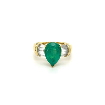 Bague en émeraude colombienne naturelle taille poire de 3,22 carats avec pierres latérales en diamant baguette – Assay Jewelers