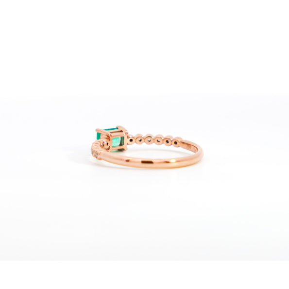 Natural Emerald and Diamond Ribbed Shank Thin Stacking Ring in 18K Rose Gold