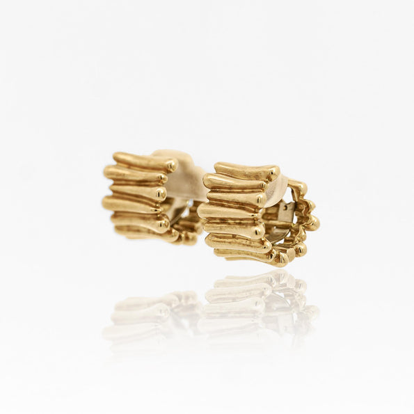 Tiffany & Co. 18K Gold Ribbed Huggie Latch Back Vintage Earrings