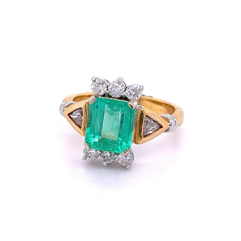 Vintage 2.77 carat Colombian Emerald and Trillion Cut Diamonds in 18k Gold Ring – Assay Jewelers
