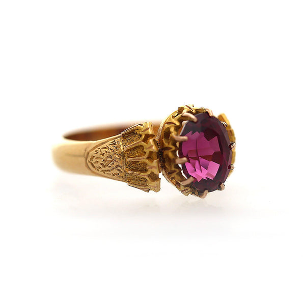 Vintage Oval Rodolite Garnet Victorian Revival in 18K Yellow Gold Solitaire Ring